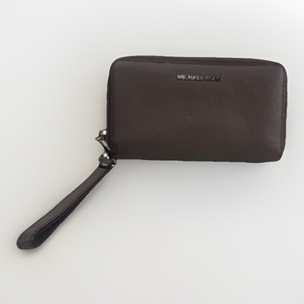 Michael Kors Pebbled Leather‎ Zip Around Wallet Clutch Taupe Grey Phone Wallet